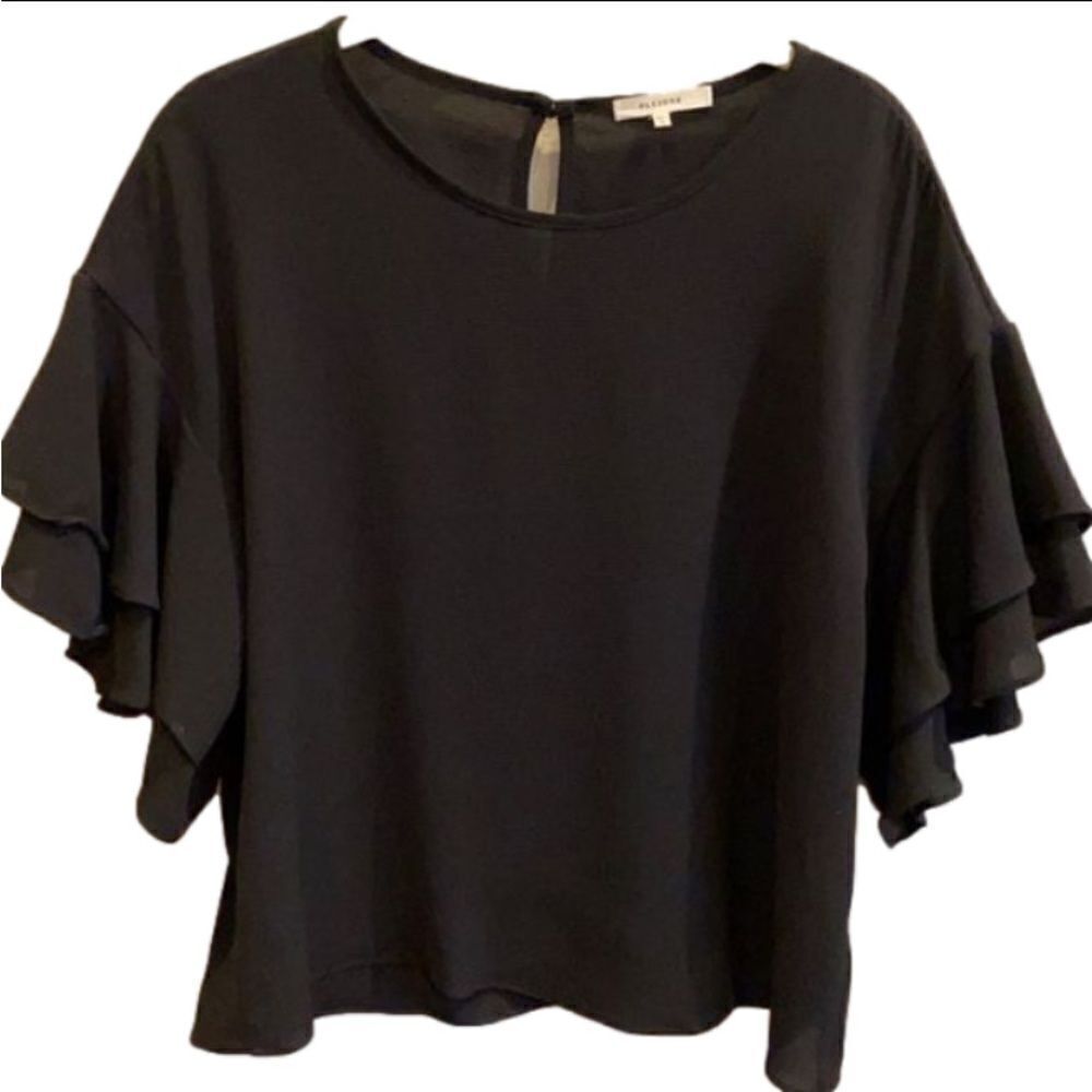 NORDSTROM BLACK RUFFLE SLEEVE TOP